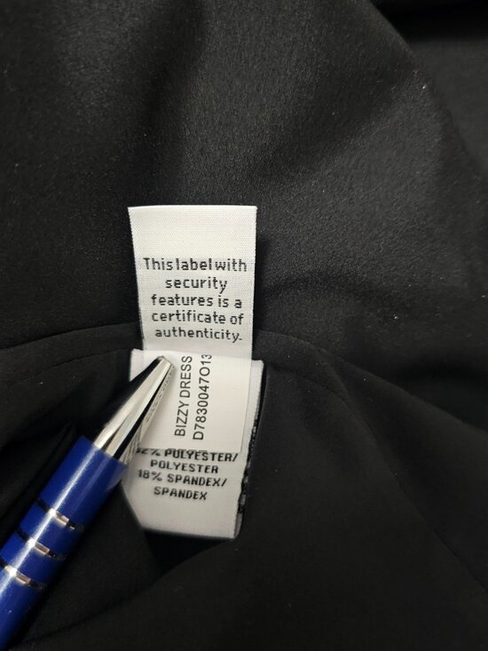 Diane Von Furstenberg Black 100% Silk "Bizzy" Wing Print Sheath Dress Size Small - Picture 6 of 8